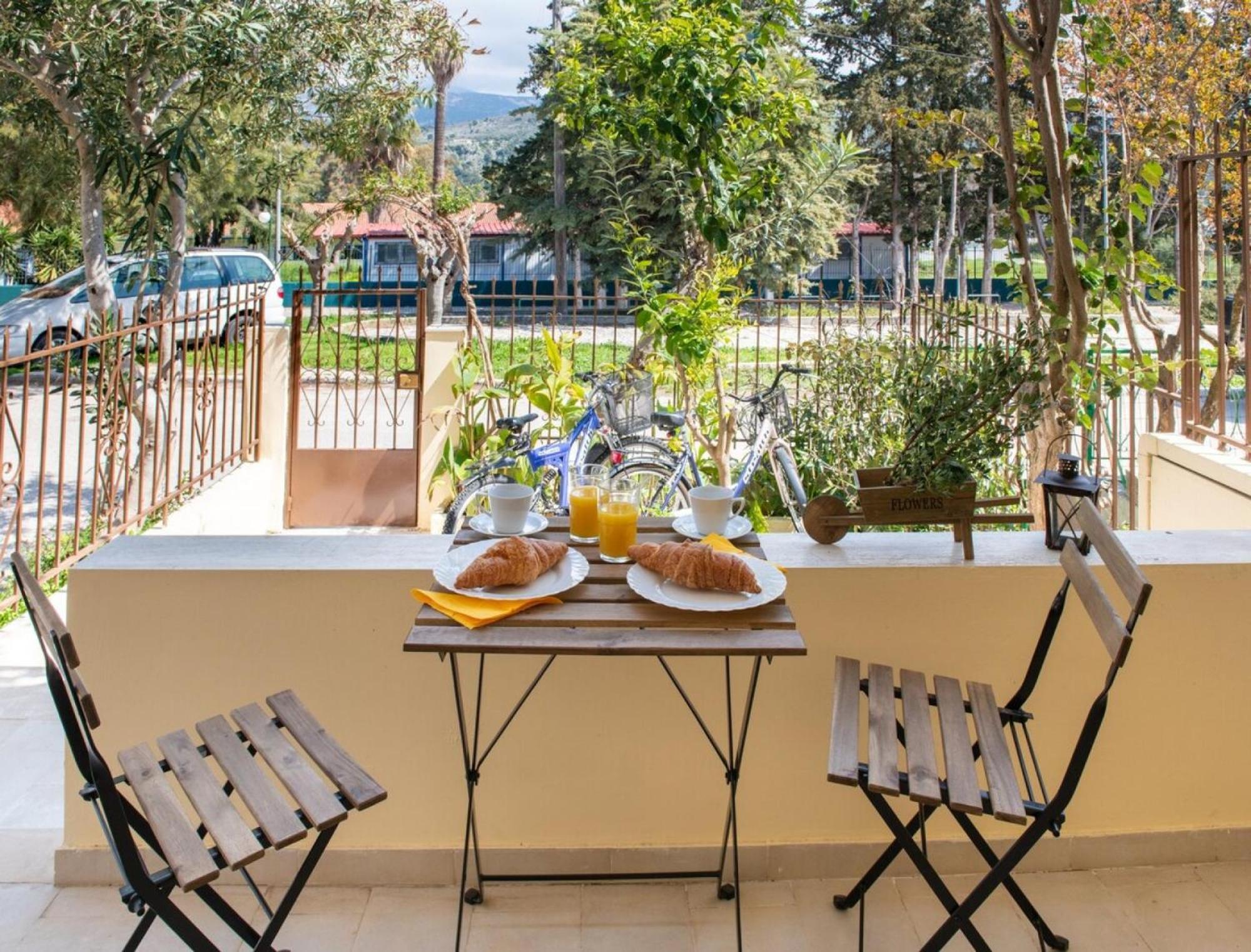Entheos City Center Kefalonia Аргостоліон Екстер'єр фото